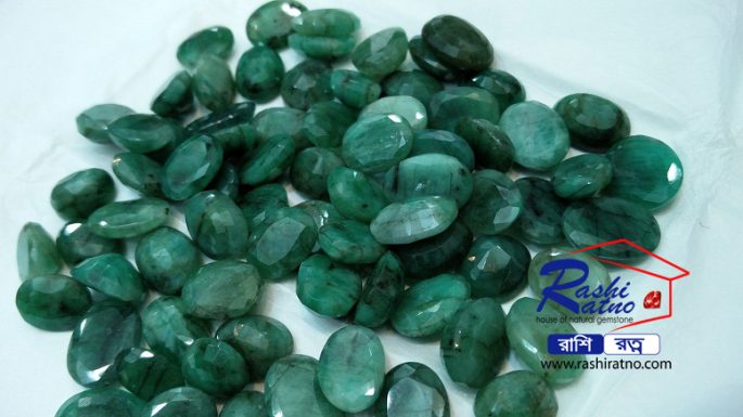 Ratno Pathor Jamrud Panna Stone (জমরুদ পান্না পাথর) - Image 2