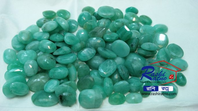 Rashi Ratno Brazil Panna Pathor (রত্ন পাথর ব্রাজিল পান্না)