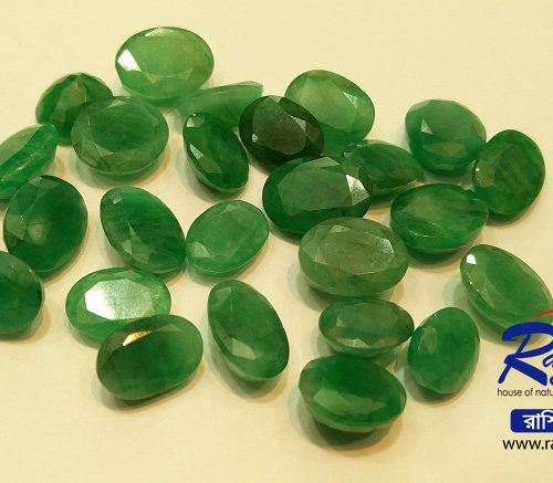Brazil Green Emerald Stone (ব্রাজিলের সবুজ পান্না পাথর)