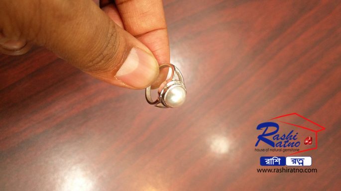 Natural Sea Pearl Stone (সামুদ্রিক শশী মুক্তা পাথর) - Image 4