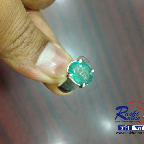 Colombian Emerald Stone (কলম্বিয়ান পান্না স্টোন)