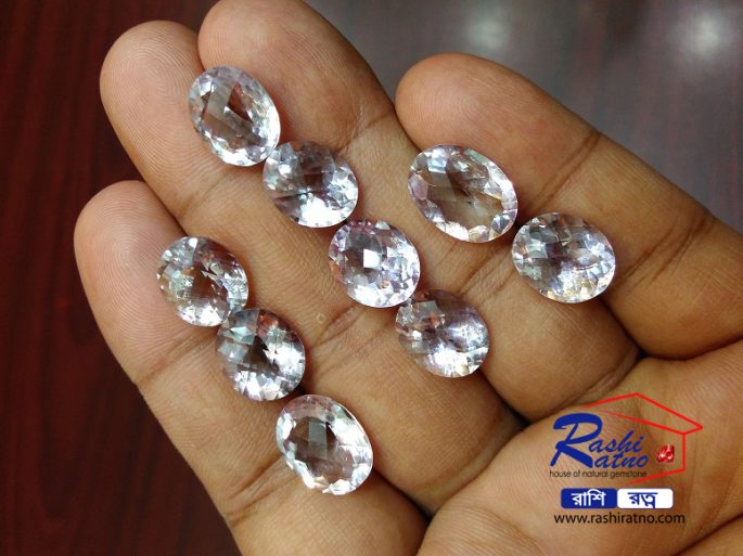 White Topaz Stone শ্বেত টোপাজ পাথর