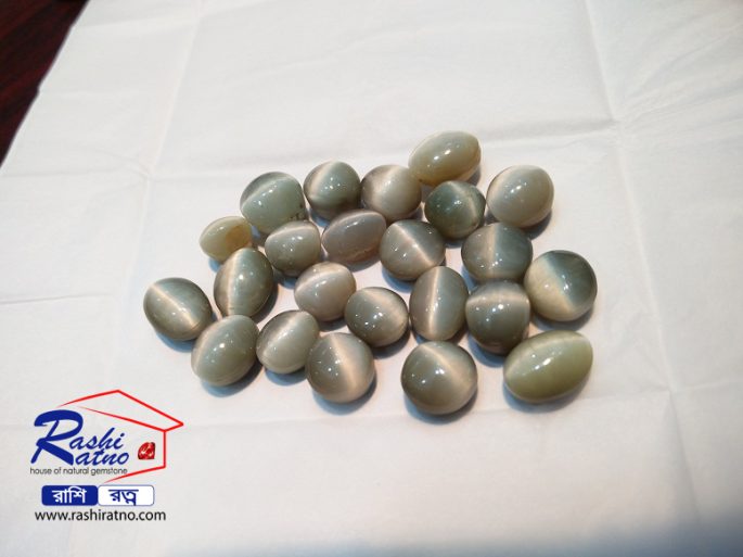 Indian Silver Cats Eye Stone (ইন্ডিয়ান ক্যাটস আই পাথর) - Image 3