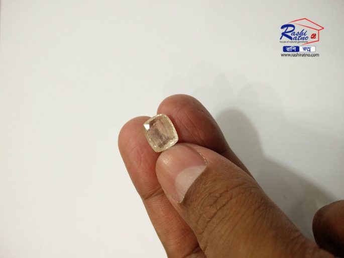 White Pokhraz Stone (সাদা পোখরাজ পাথর)